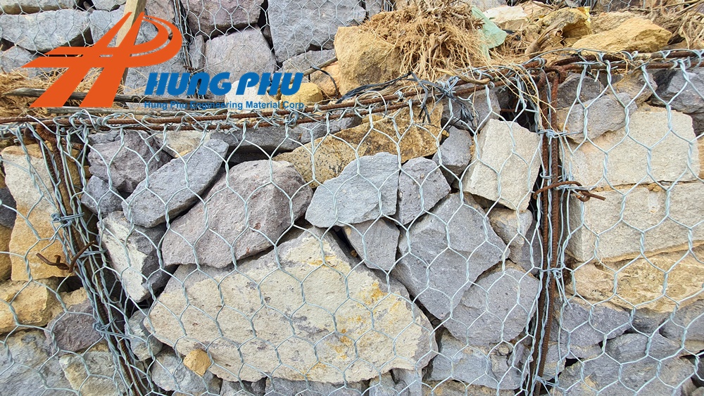 Thi công kè rọ đá trường chắn trọng lực - Dự án kè sông Đa Nhim - Lâm Đồng 50 thi công kè rọ đá