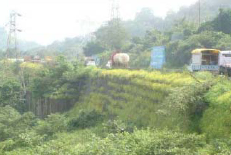 Giải Pháp Tường Chắn Bằng Rọ Đá: Nâng Cấp Đường Cao Tốc Mumbai-Pune