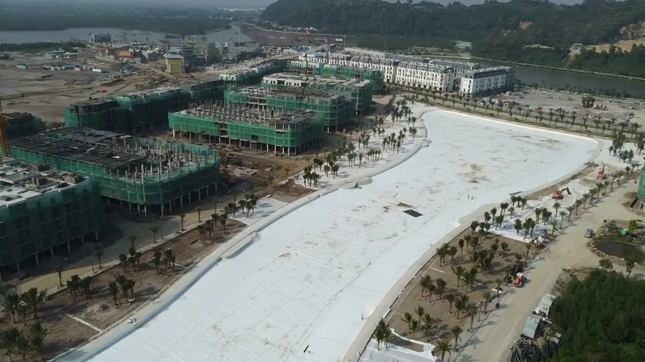 Bạt HDPE Màu Trắng Giải Pháp Không Thể Thiếu Trong Nhiều Lĩnh Vực