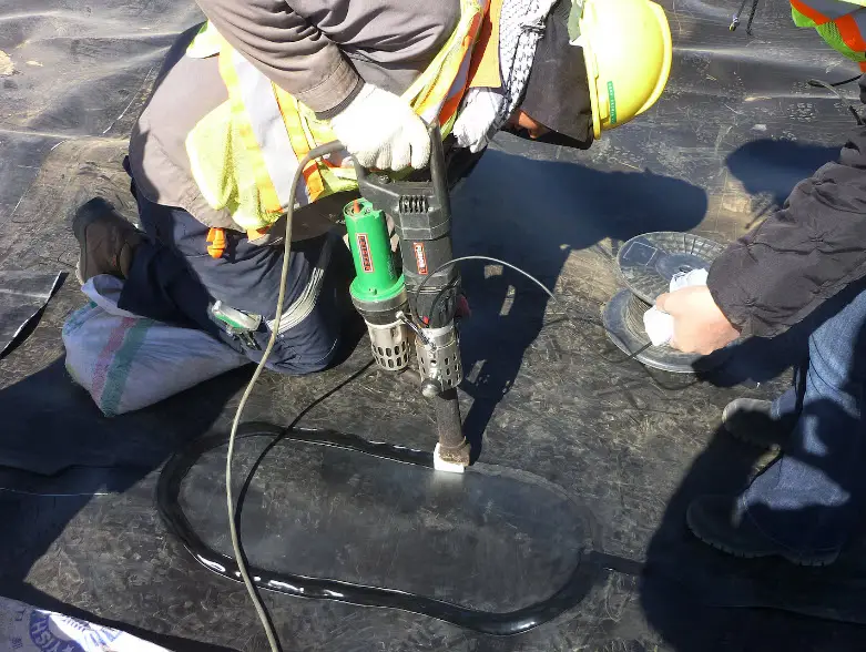 Máy hàn bạt HDPE cầm tay FUSION 3 - Hiệu suất cao, dễ sử dụng cho mọi công trình