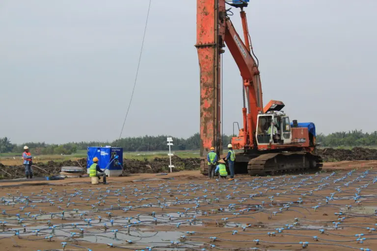 Bấc Thấm Thí Nghiệm - Mở Cánh Cửa Bí Mật Thế Giới Nước và Đất