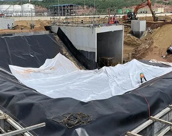 Màng chống thấm HDPE thiết kế cho công trình thủy lợi 8 Màng chống thấm HDPE thiết kế cho công trình thủy lợi