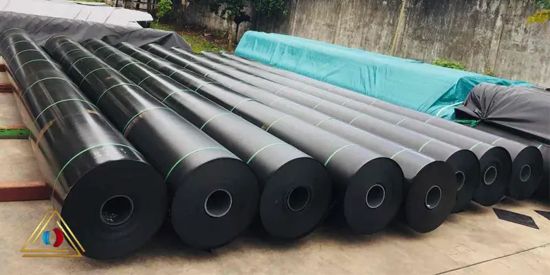 Thi công màng HDPE Nẹp Định Vị - Bền Vững Cho Mọi Công Trình