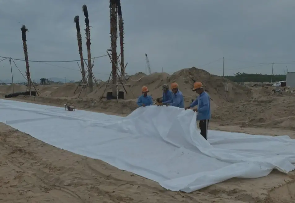 Khi nào cần dùng vải địa kỹ thuật chống trượt để đảm bảo an toàn công trình xây dựng? Khi nào cần dùng vải địa kỹ thuật chống trượt để đảm bảo an toàn công trình xây dựng?