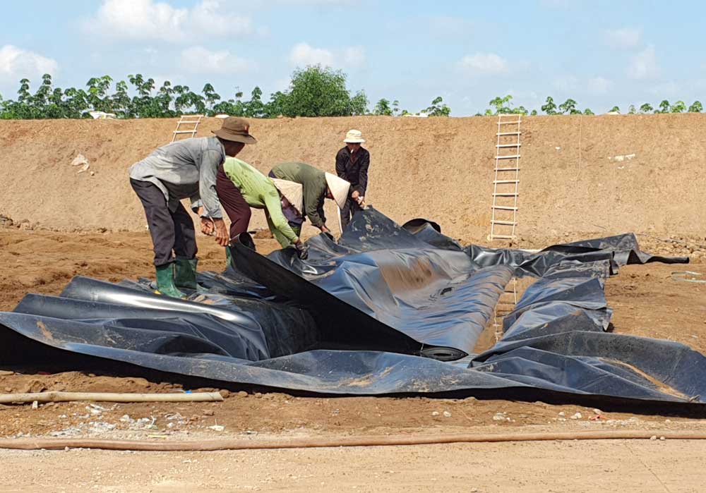 Thi công hầm Biogas HDPE 2 Thi công hầm Biogas HDPE